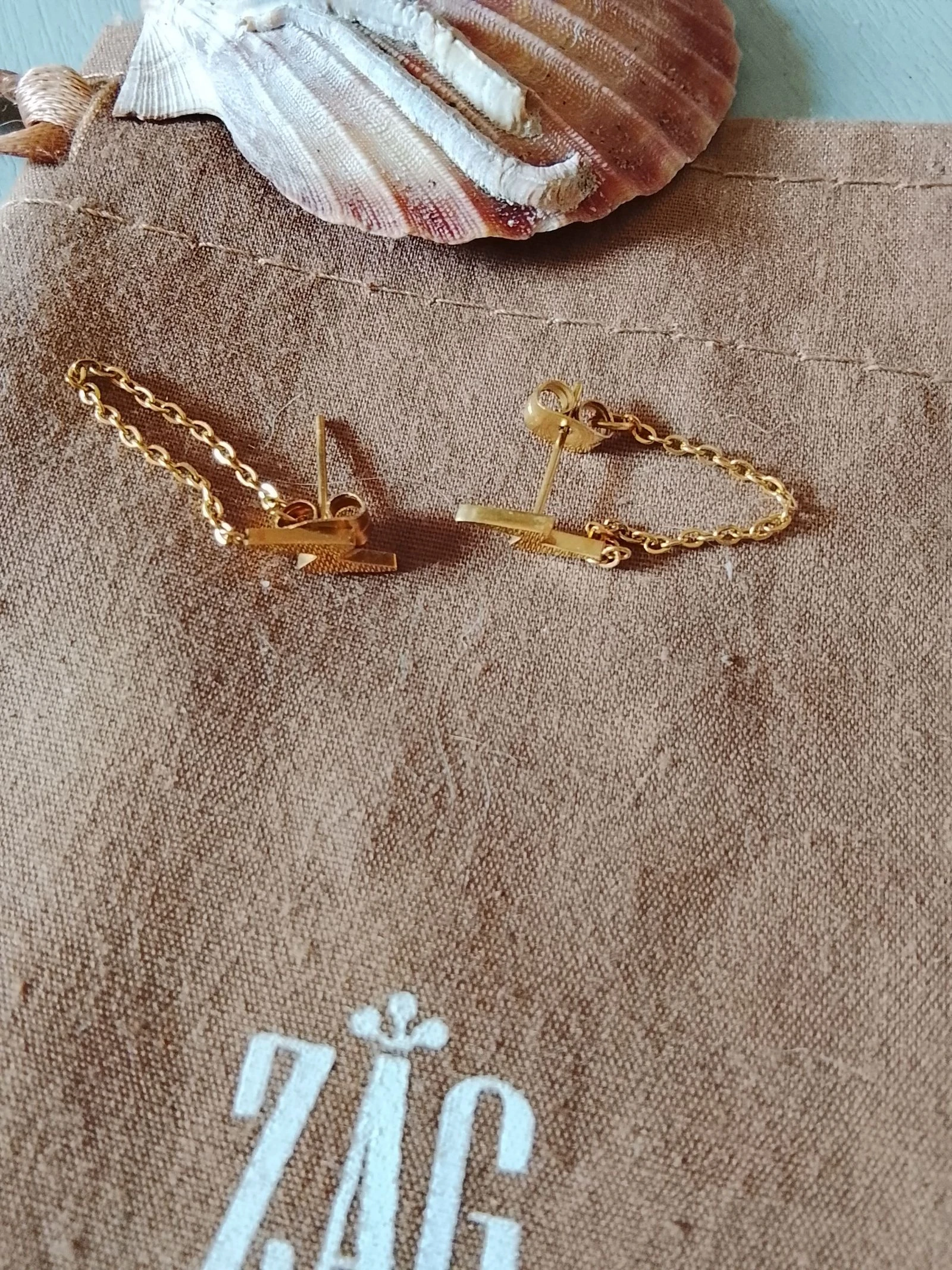💎 Boucles d'oreilles acier inoxydable doré Zig Zag neuve sans pochette 💎 – photo 2